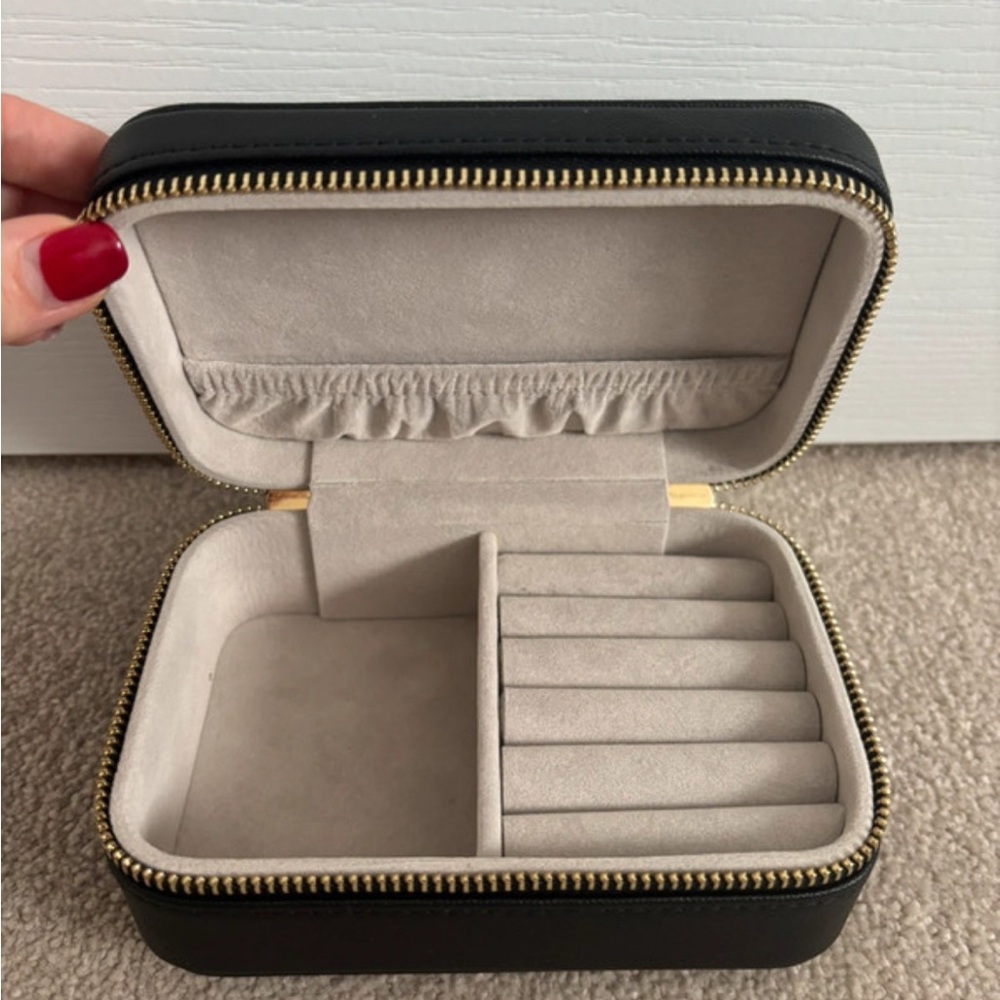 NWT Furla zip Black jewelry Case with Gold Zipper - Picture 2 of 6